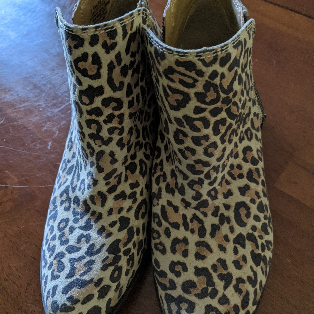 Lucky Brand Cheetah booties